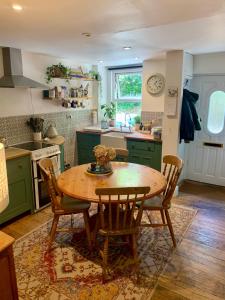 Köök või kööginurk majutusasutuses Cosy double room near Wells, Frome, Bath