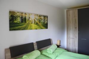 Postel nebo postele na pokoji v ubytování Almzeit Klippitz