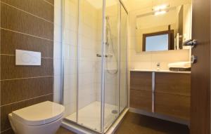 Koupelna v ubytování Pet Friendly Home In Sveti Kirin
