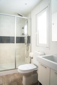 Ένα μπάνιο στο Murter Sunny House +41 φωτογραφίες