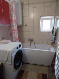 Koupelna v ubytování Rent a rooms - "Laki"