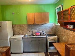 Φωτογραφία από το άλμπουμ του Slobo Velickovic σε Čerkeška Mala