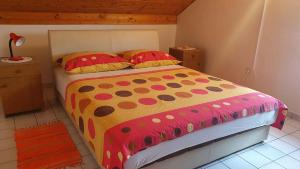 Posteľ alebo postele v izbe v ubytovaní Apartment in Vir/Insel Vir 7492
