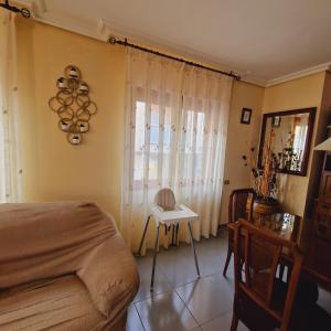 Ruang duduk di Chalet Playa Chilches