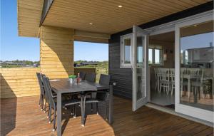 Balkón nebo terasa v ubytování 3 Bedroom Nice Home In Hirtshals + 11 fotografií