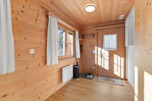 Foto sihtkohas Küblis asuva majutusasutuse Gemütliches Chalet mit privater Sauna und schöner Aussicht galeriist