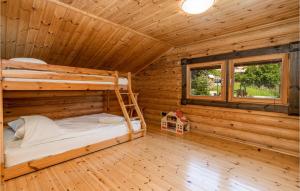 Posteľ alebo postele v izbe v ubytovaní Amazing Home In Ravna Gora With Sauna