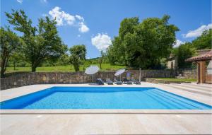 Fotografie z fotogalerie ubytování Holiday Home Potpican Jakomici v destinaci Potpićan