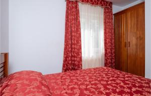 Postel nebo postele na pokoji v ubytování Cozy Apartment In Pula With Wifi