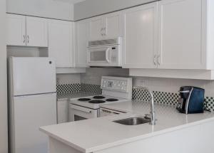 Imagen de la galería de Alpenglow Lodge Family Studio with Murphy Bed by MVA, en Whistler