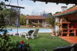 Hồ bơi trong/gần Casa Rural Oliveira do Bairro