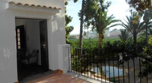 The swimming pool at or close to El Sequer Casa Rural