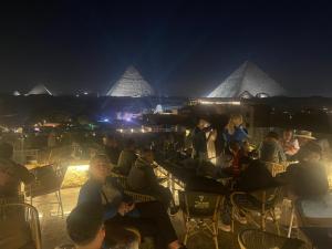 Majutusasutuse THE PYRAMIDS HOTEL VIEw külastajad
