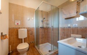 Koupelna v ubytování Holiday Home Dalmatinska Croatia