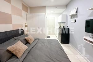 KLIA-KLIA 2, Comfy Studio, Horizon Suites Sepang-Dengkil by Flexihome-MY的电视和/或娱乐中心
