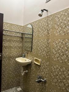 Koupelna v ubytování Parama Bromo Hotel