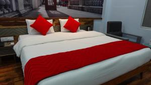 Annandam Inn(Hotel Anand)客房内的一张或多张床位