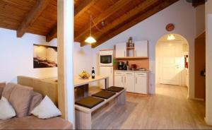 Kuhinja ili čajna kuhinja u objektu Zentrum Appartements Lorenzin