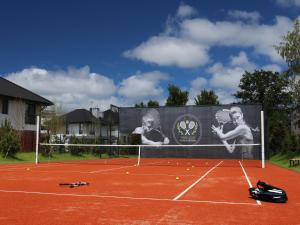 Tenis lub squash w obiekcie Equilibrium Apartments lub w pobliżu