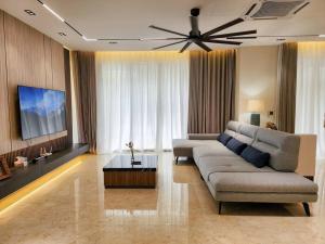 Μια τηλεόραση ή/και κέντρο ψυχαγωγίας στο 花石间精品民宿 - Exquisite EcoVille by Cowidea