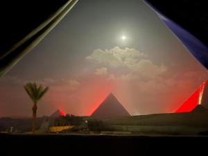 Kuvagallerian kuva majoituspaikasta Kemet Pyramids Room view, joka sijaitsee Kairossa