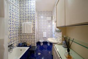 Ένα μπάνιο στο Casa Bibi - Maiori - Amalfi coast +24 φωτογραφίες