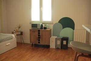 Postel nebo postele na pokoji v ubytování La Pietra Nera - Etna Home