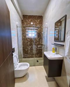 Koupelna v ubytování a3 nes luxury apartment