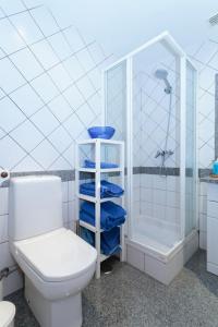 Koupelna v ubytování 6a Fabrica velha - Beautiful house plus pool walking