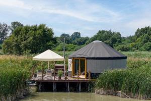 Φωτογραφία από το άλμπουμ του Chatka Pradziadka i Jurty na Wodzie σε Pokrówka +271 φωτογραφίες