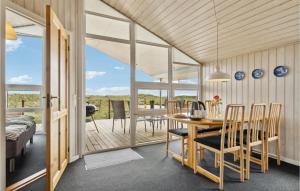 Μπαλκόνι ή βεράντα στο Holiday Home Sæby With A Fireplace 05