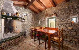 Fotografie z fotogalerie ubytování Holiday Home Potpican Jakomici v destinaci Potpićan