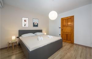 Fotografie z fotogalerie ubytování Holiday Home Potpican Jakomici v destinaci Potpićan