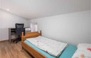 Fotografia z galérie ubytovania 3 Bedroom Beautiful Apartment In Ika v destinácii Ika