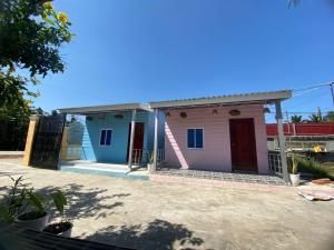 Bangunan di mana terletaknya homestay