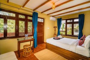 Letto o letti in una camera di Thamel Heritage Hostel