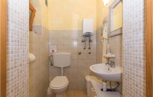 Kúpeľňa v ubytovaní Holiday Home Boduleri Cr