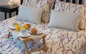 Posteľ alebo postele v izbe v ubytovaní 3 Bedroom Villa In Pula