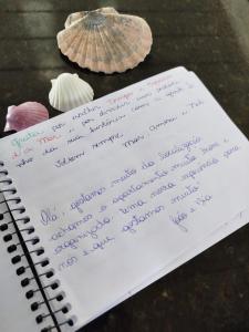 Fotografie z fotogalerie ubytování Suíte casal 5min a pé da praia da Enseada v destinaci Guarujá