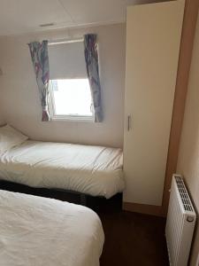 Gallery image of Beautiful , spacious two bedroom caravan home in Eastchurch