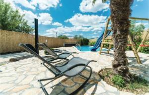 Fotografia z galérie ubytovania Two-Bedroom Holiday Home In Sibenik v Šibeniku