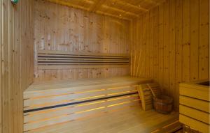 Zdjęcie z galerii obiektu Cozy Home In Poljica With Sauna w mieście Poljica
