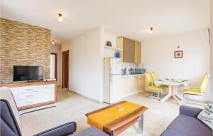 Kuchyň nebo kuchyňský kout v ubytování Holiday Home Valbandon I