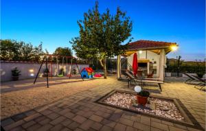 Fotografia z galérie ubytovania Holiday Home Dubrava Tisnjanska 32 v Pirovaci
