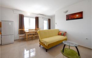 Posedenie v ubytovaní Holiday Home Dubrava Tisnjanska 32