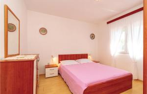 Posteľ alebo postele v izbe v ubytovaní Holiday Home Vinacac Bb Iii