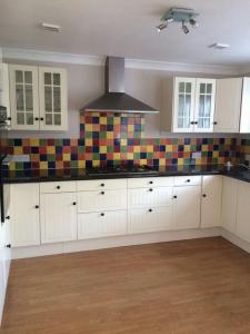 Kuchyň nebo kuchyňský kout v ubytování 78 Outram Road