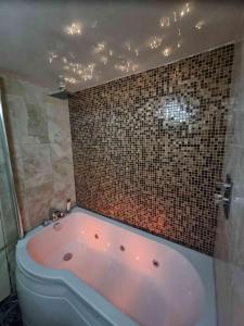 Bilik mandi di Centrally located in Canterbury +12 gambar