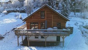 Obiekt CHALET LES PRIMEVÈRES 4 Étoiles zimą