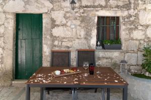 Fotografie z fotogalerie ubytování Apartments Srdanovic v Omiši